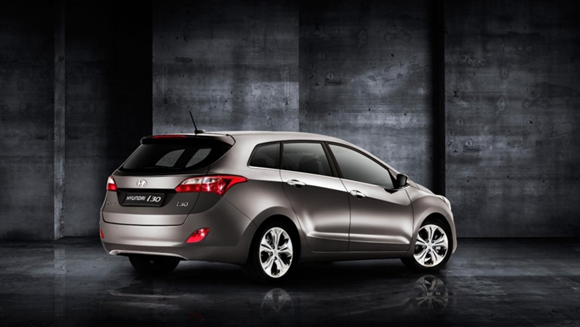 NEW GENERATION i30 FAMILY TO BE EXTENDED AT GENEVA SHOW