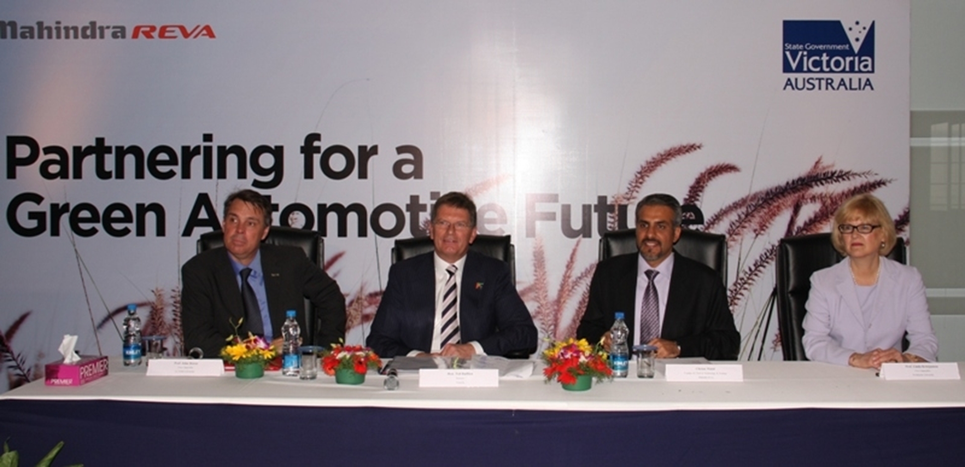 Mahindra Reva signs R&D MoUs with Australian State of Victoria