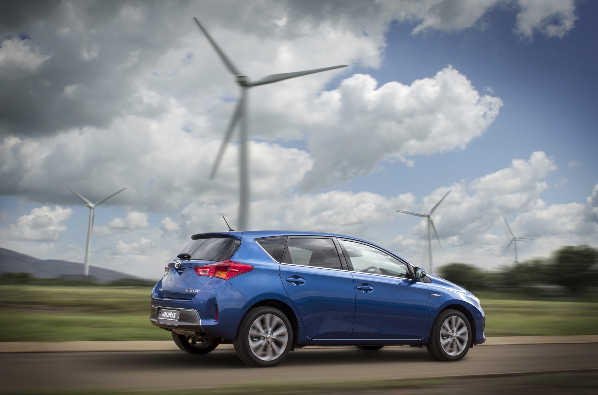 AURIS HSD – THE NEW STANDARD FOR GREEN MOTORING