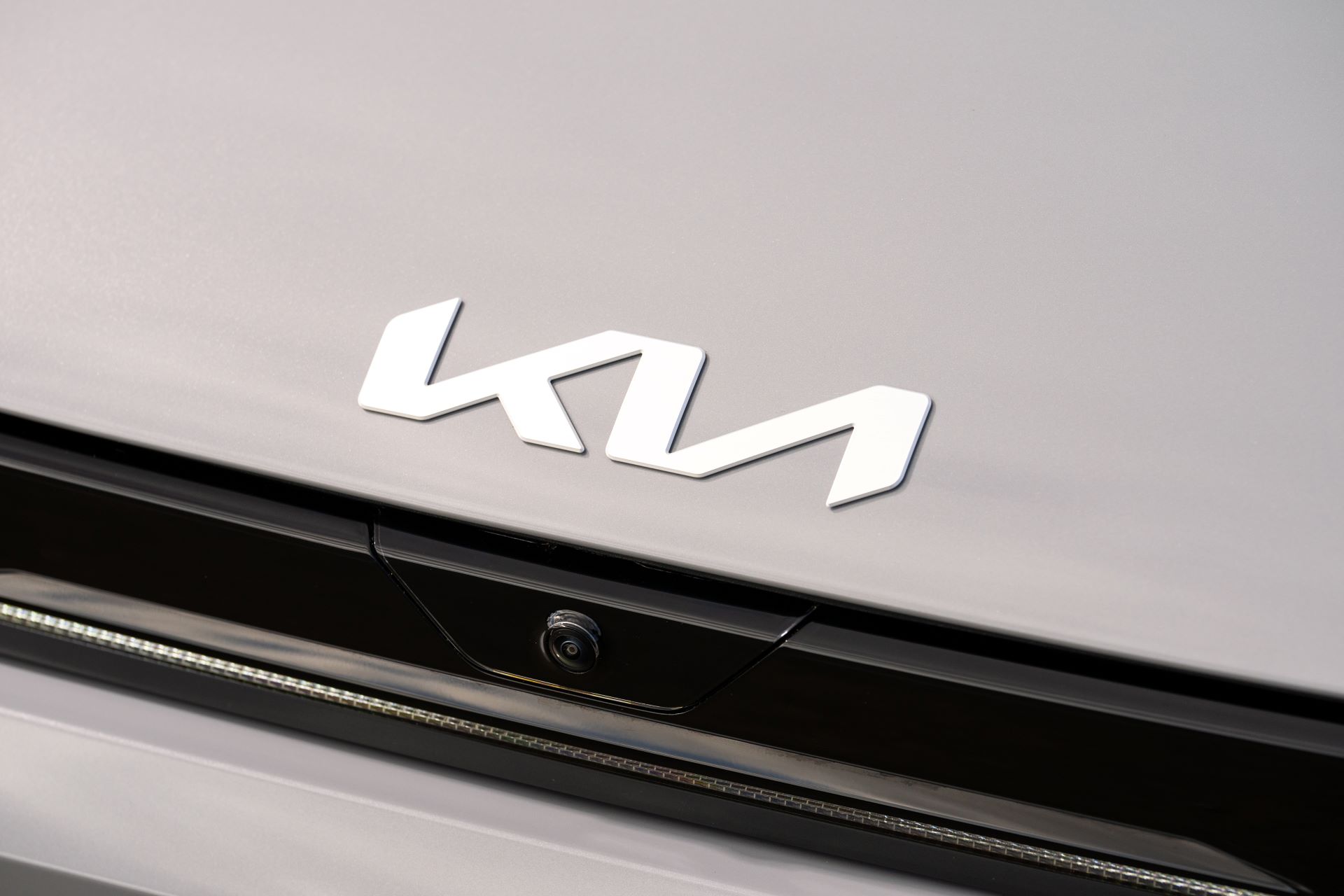 Kia UK Crowned ‘Carmaker of the Year’ at the 2024 Motor Trader Industry Awards