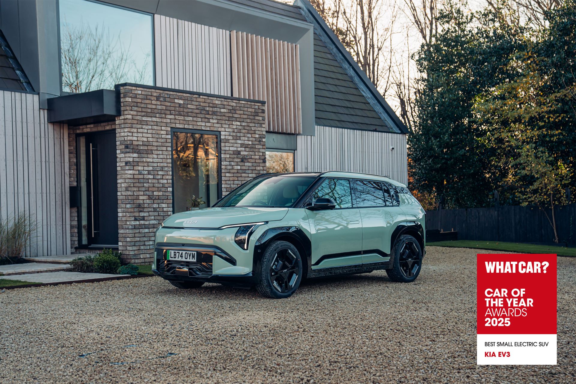 Kia Celebrates Triple Triumph at the 2025 What Car? Awards