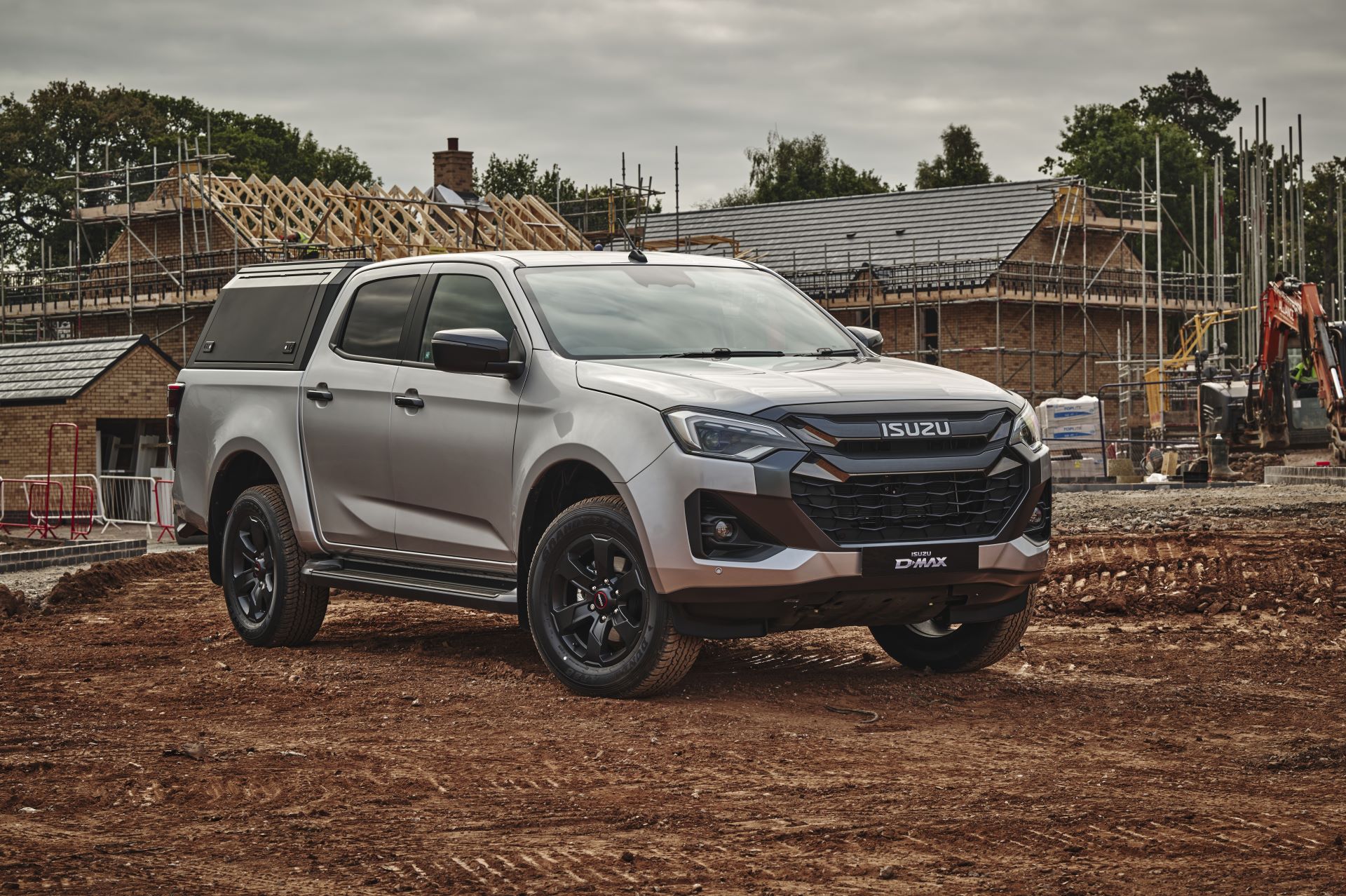 The New Isuzu D-Max V-Cross Commercial: Premium Pick-Up, Purpose-Built for Business